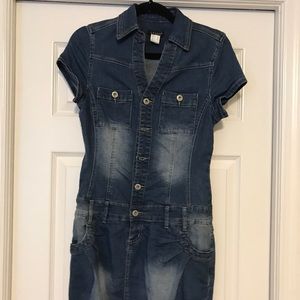 Denim Dress with elastic bubble bottom.